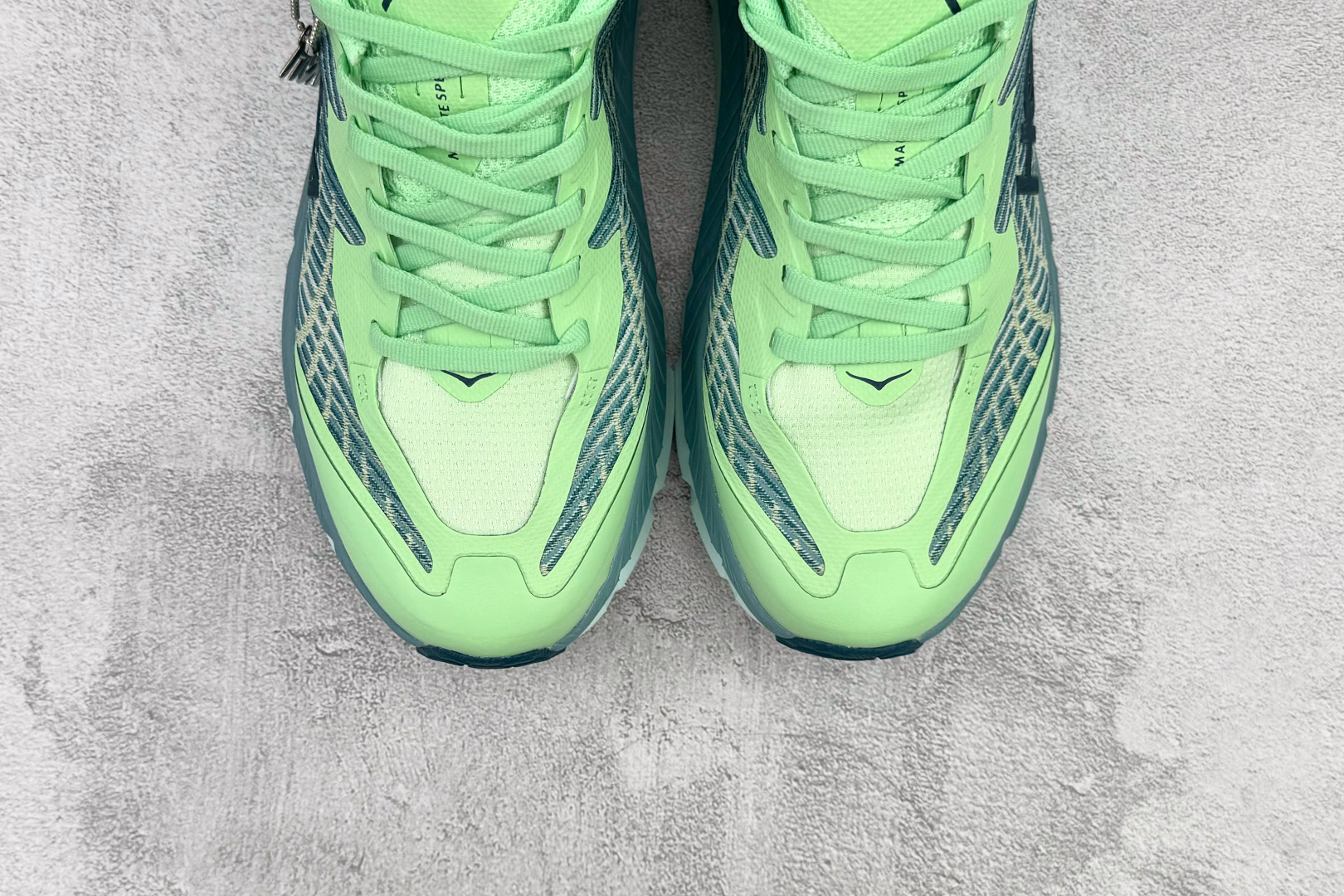 200 平台专供 HOKA ONE ONE Mafate Speed 4 青柠海雾蓝 1131056-LGOM