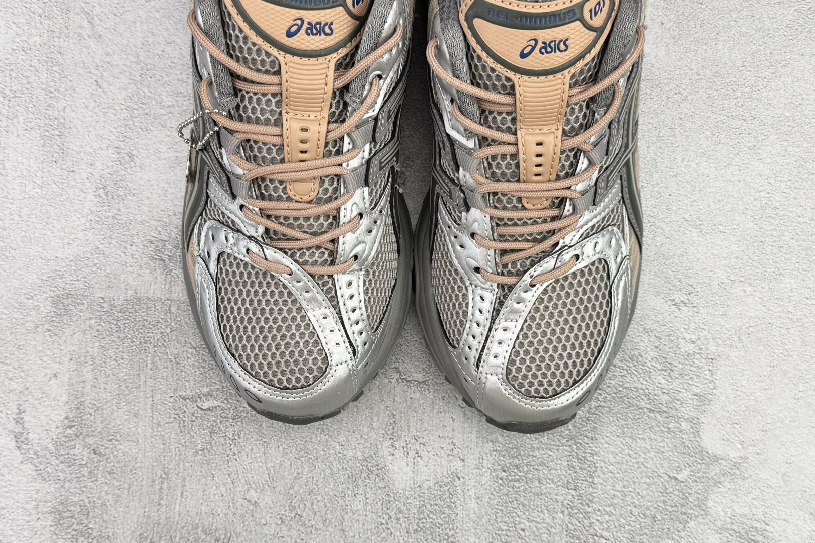 220 ASICS GEL-Nimbus 10.1 银棕 1203A543-250