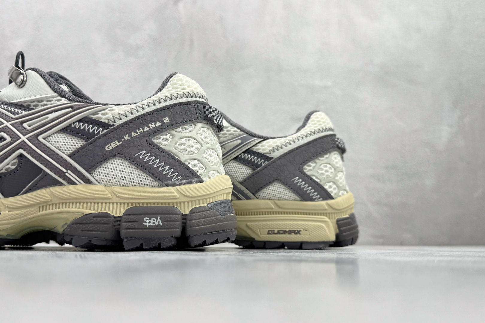 190 ASICS Gel-Kahana 8 FL 灰白 1012B634-101