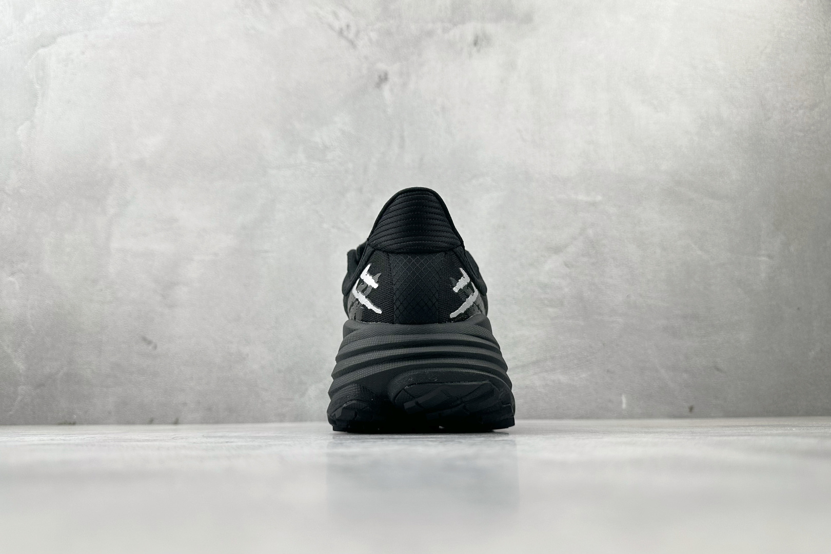 190 平台专供 HOKA ONE ONE Stins7 黑色 1141531-BBLC