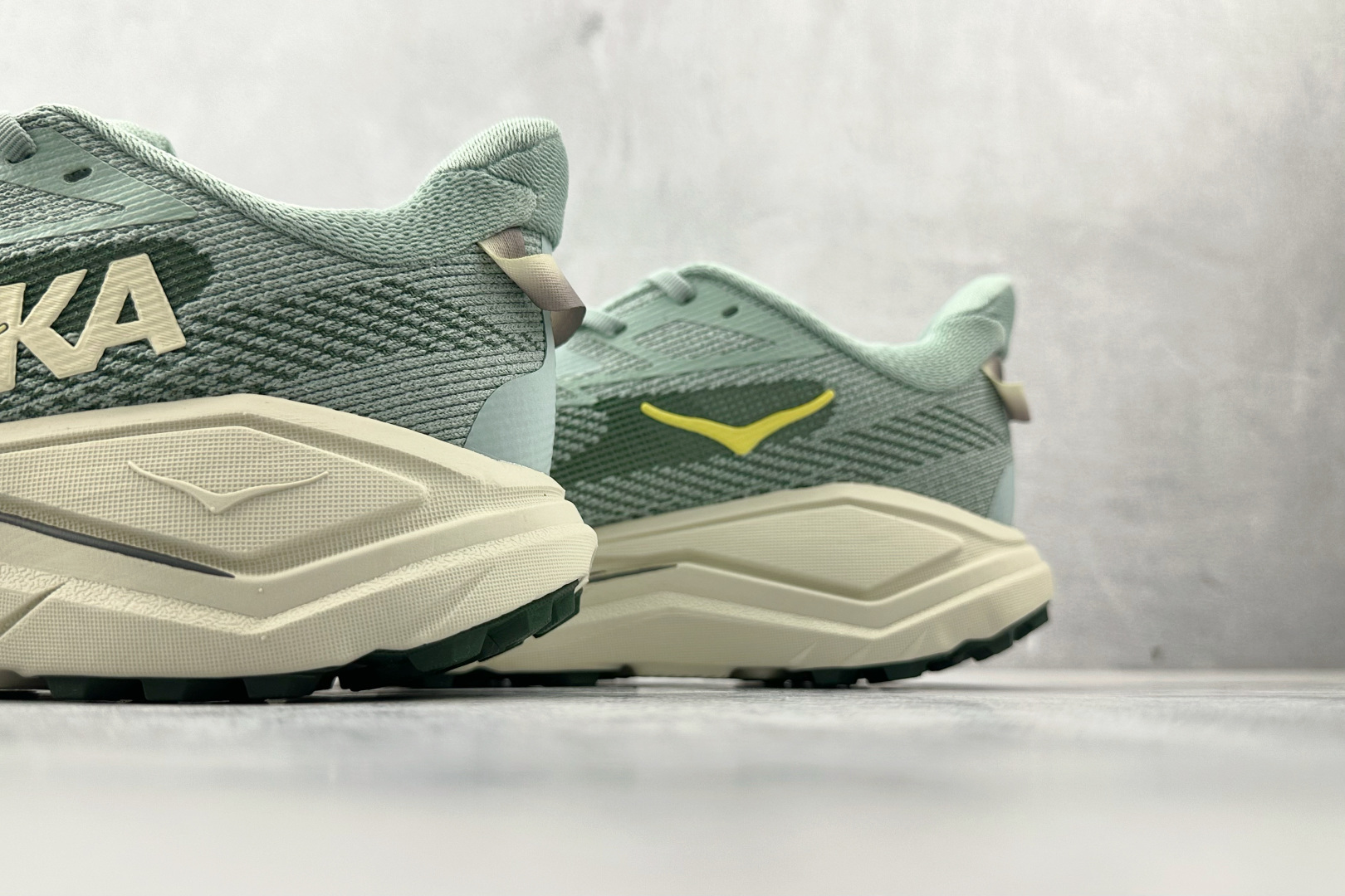 190 平台专供 HOKA ONE ONE Challenger 8 绿色 1168716-J