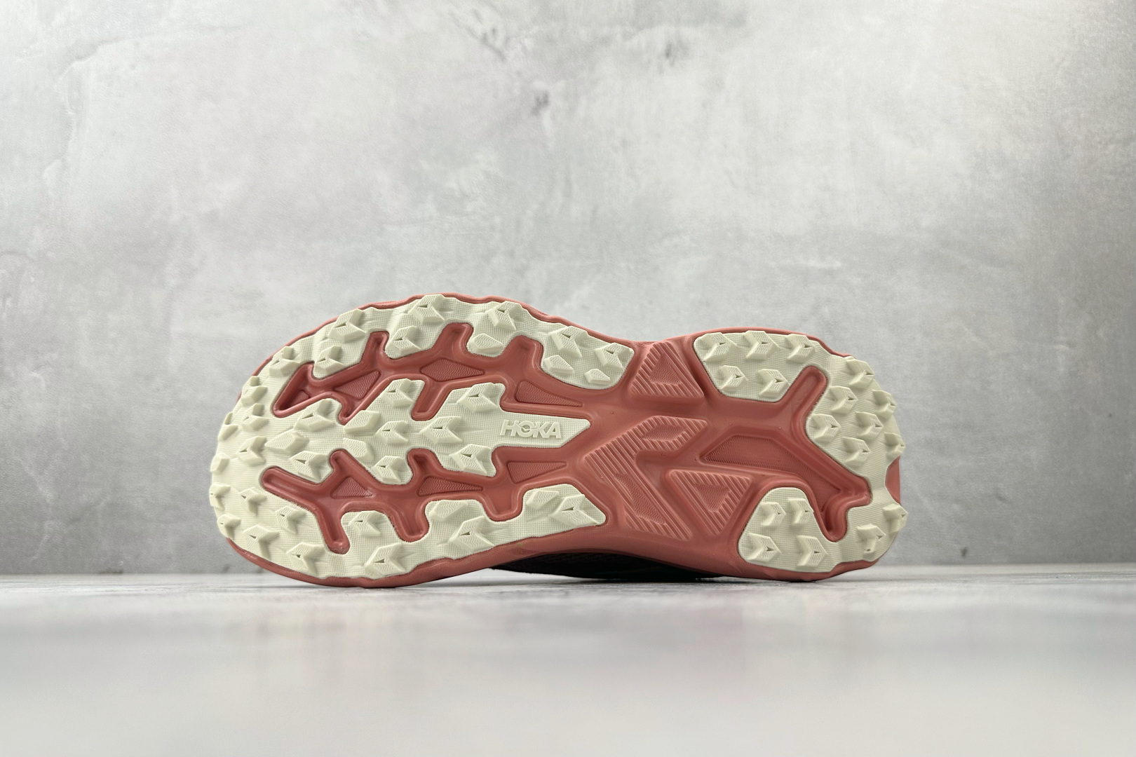 190 平台专供 HOKA ONE ONE Challenger 8 红色 1168717