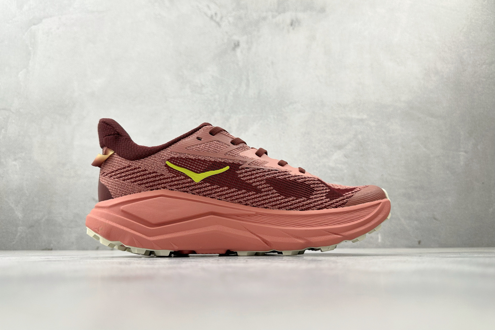 190 平台专供 HOKA ONE ONE Challenger 8 红色 1168717