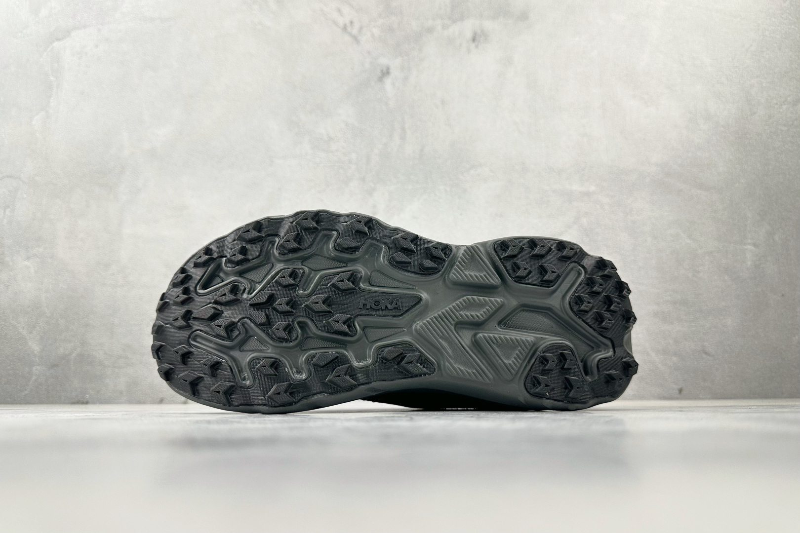 190 平台专供 HOKA ONE ONE Challenger 8 黑色 1168718-BCKT