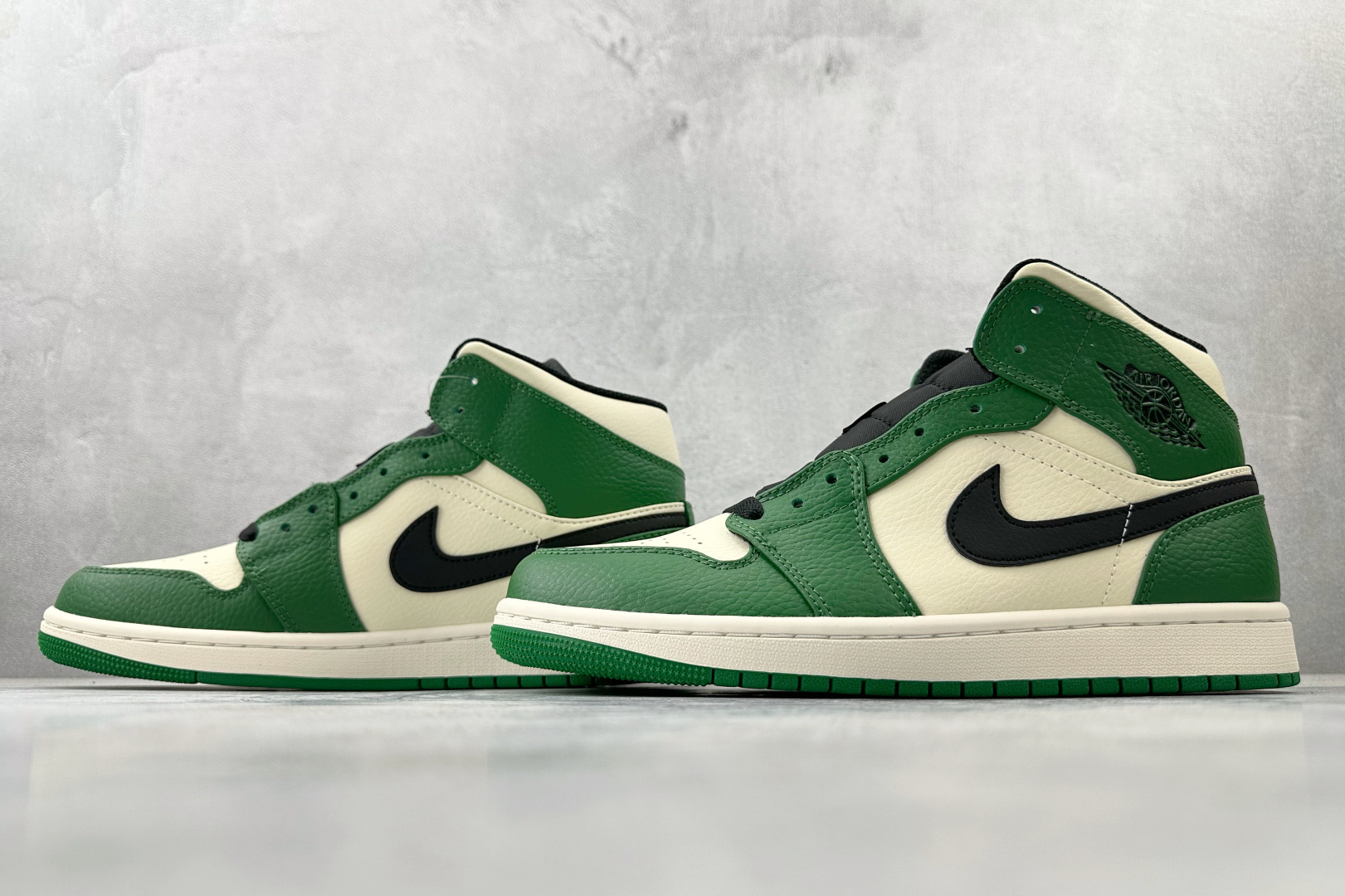 260 Jordan Air Jordan 1 白绿 852542-301