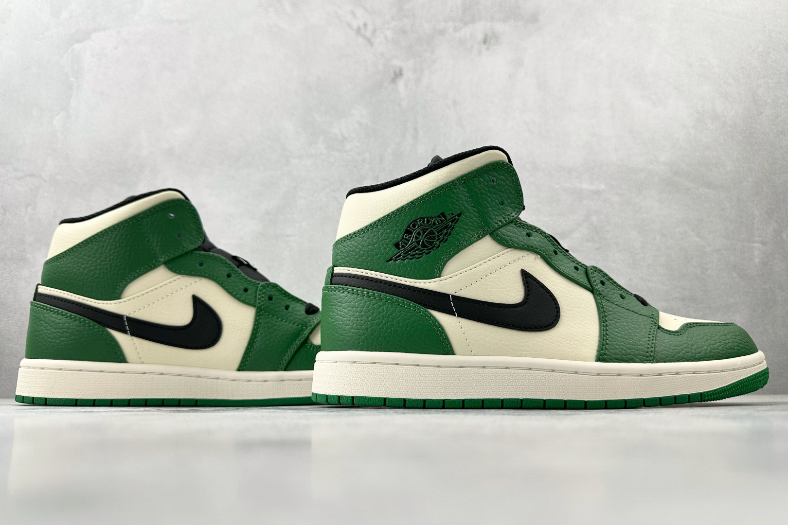 260 Jordan Air Jordan 1 白绿 852542-301