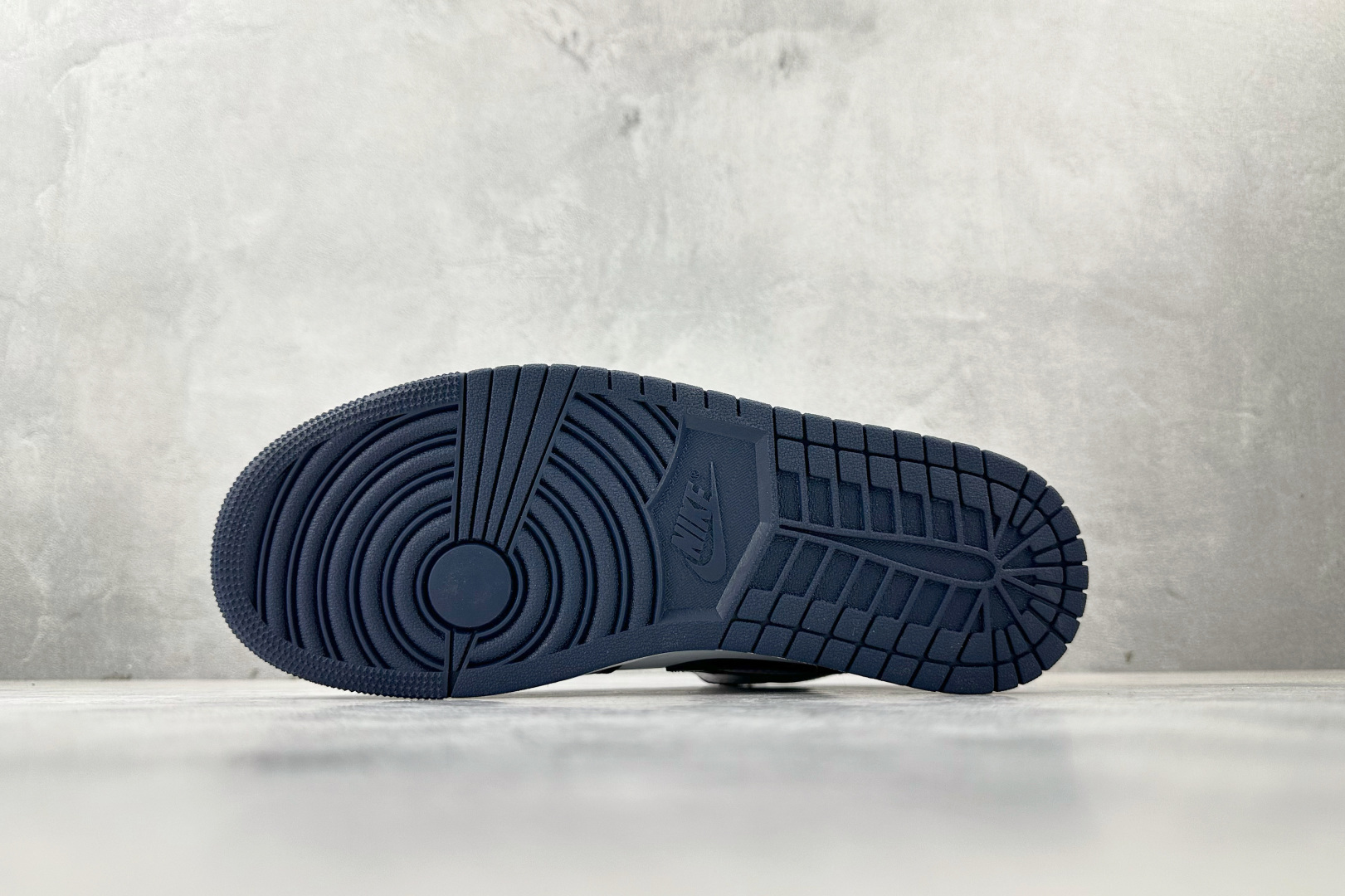 260 Jordan Air Jordan 1 白蓝 DQ8423-146