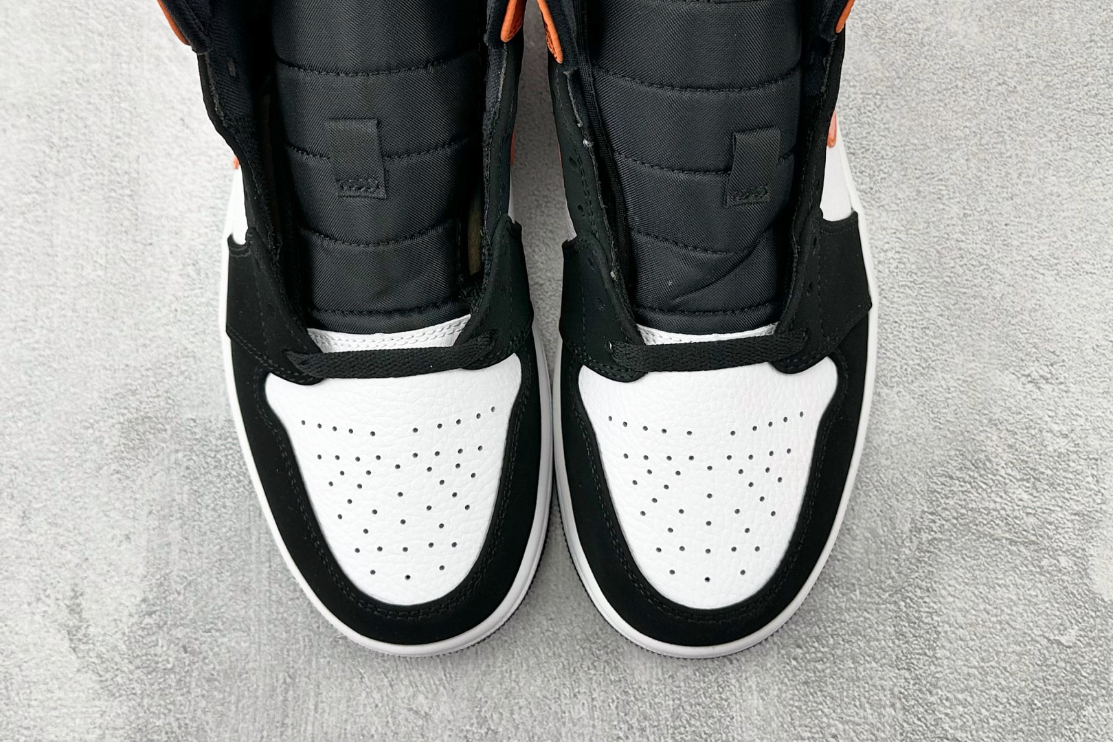 260 Jordan Air Jordan 1 白橙 554724-058