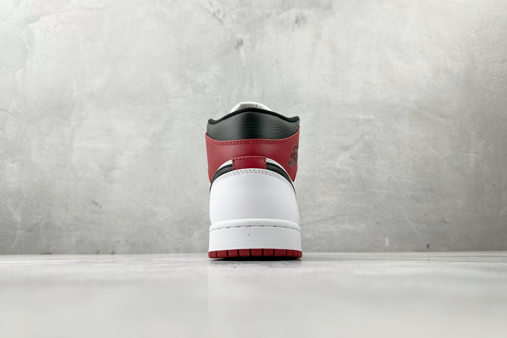 260 Jordan Air Jordan 1 白红 554725-173