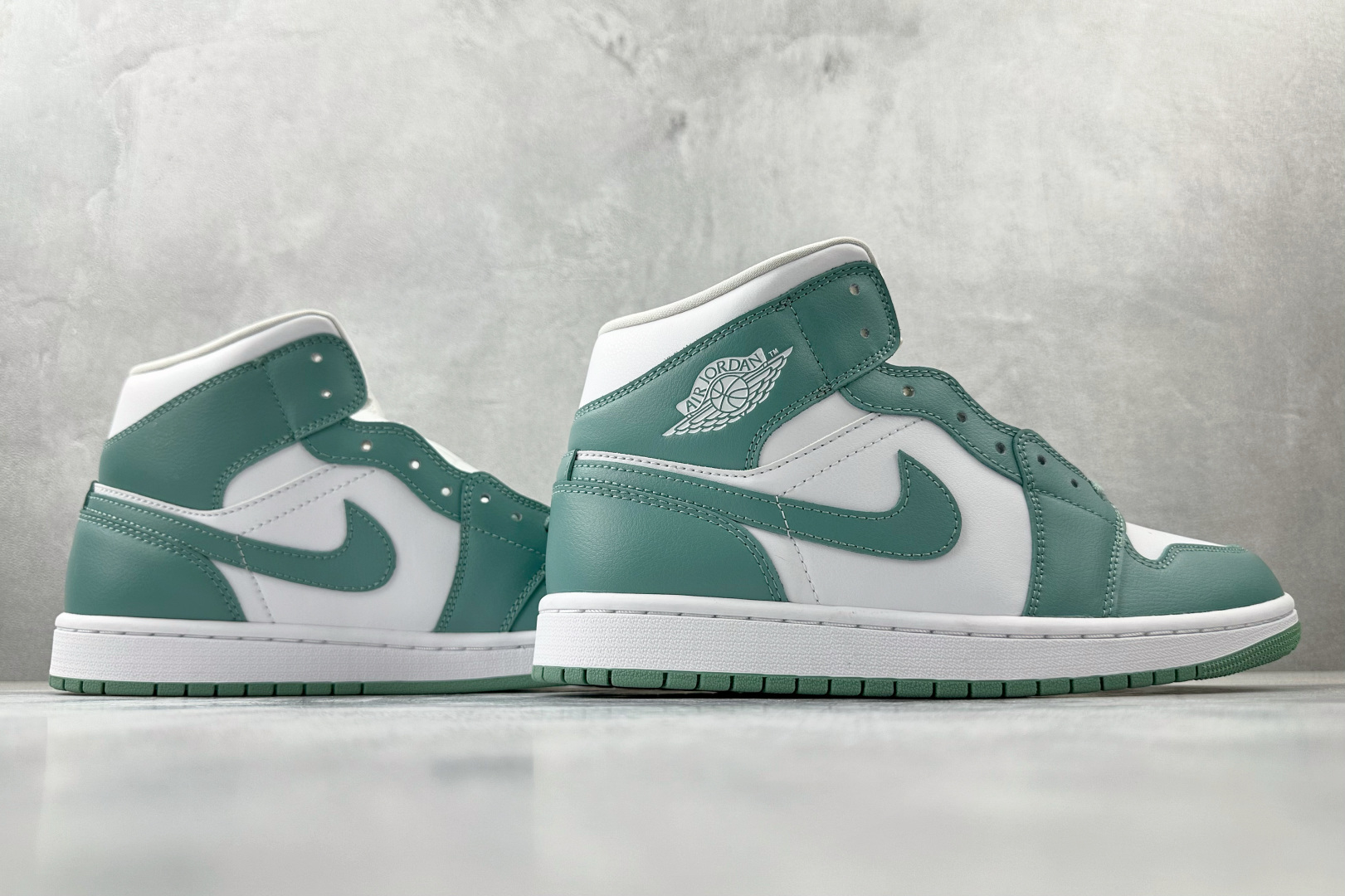 260 Jordan Air Jordan 1 白绿 BQ6472-138
