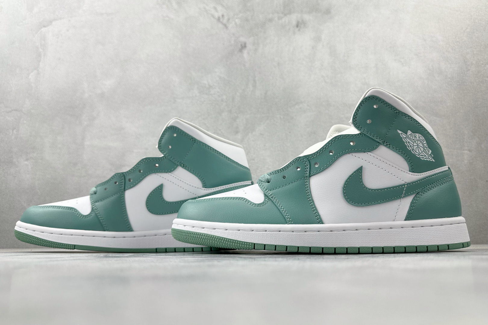 260 Jordan Air Jordan 1 白绿 BQ6472-138