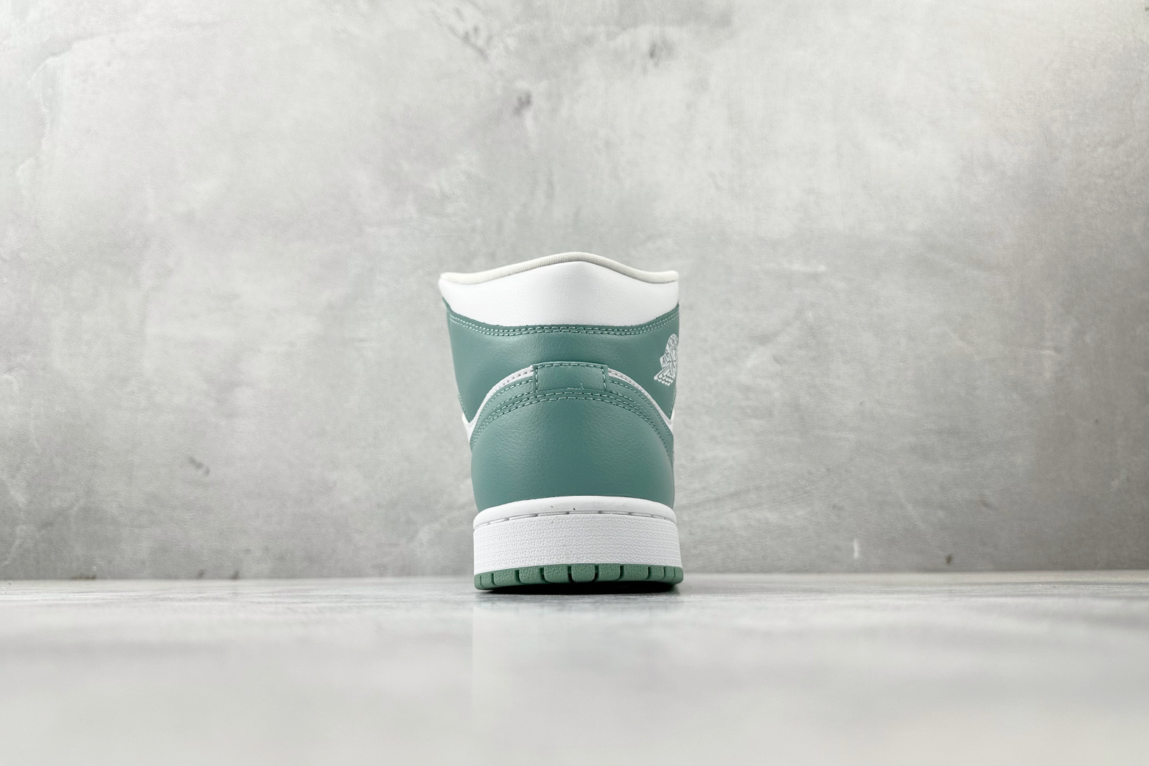 260 Jordan Air Jordan 1 白绿 BQ6472-138