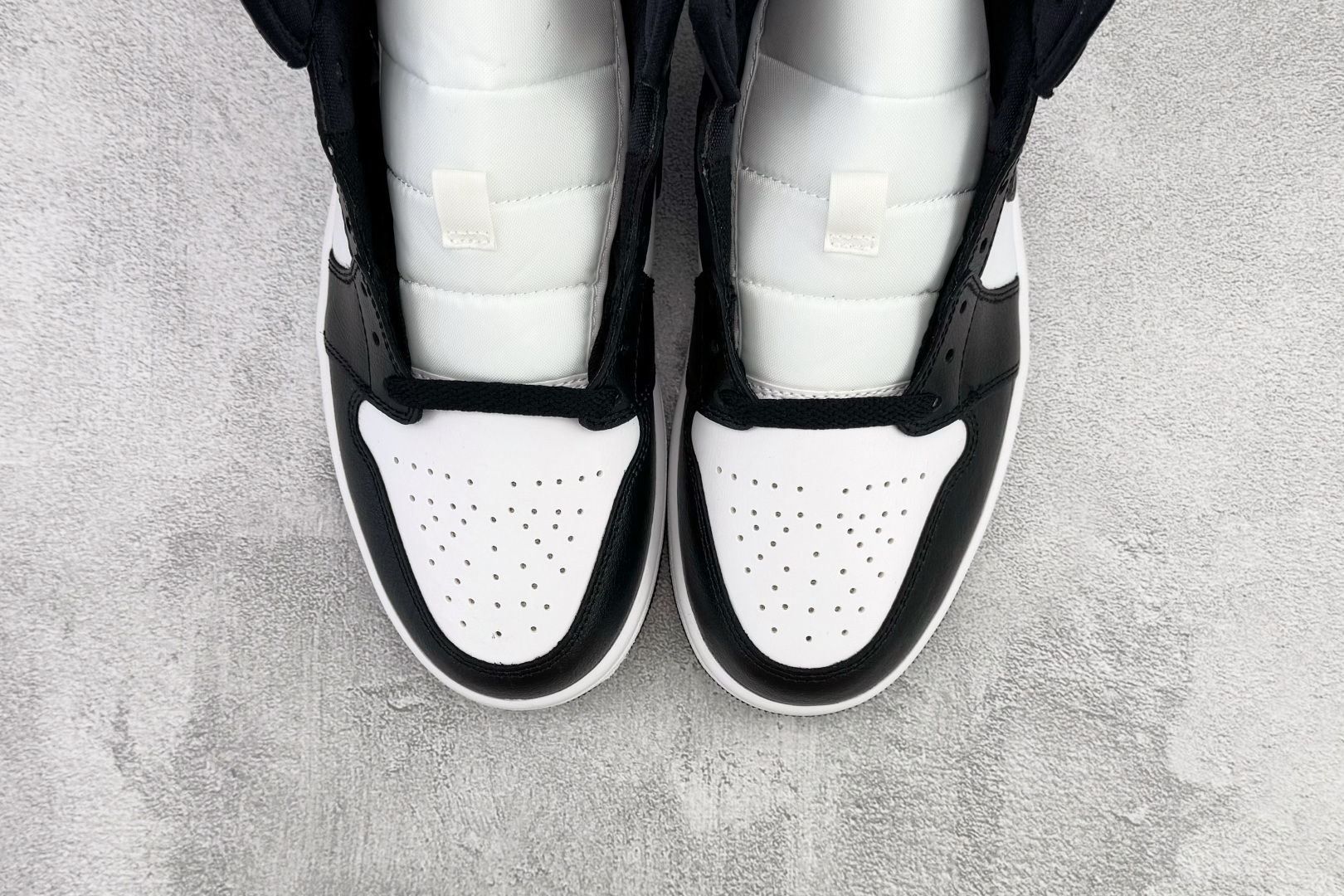 260 Jordan Air Jordan 1 Mid Black White Panda黑白色 DV0991-101