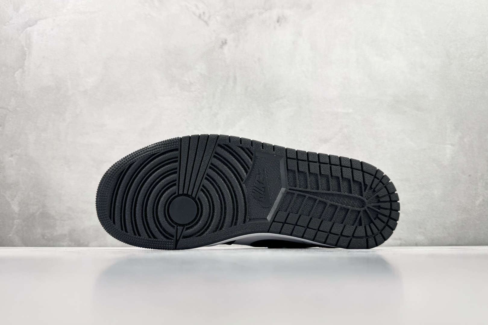 260 Jordan Air Jordan 1 Mid Black White Panda黑白色 DV0991-101