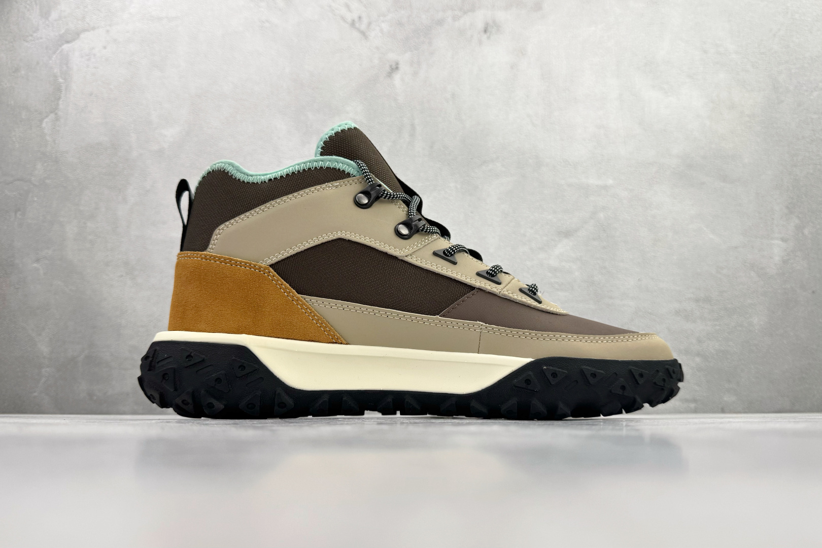 230 Timberland添柏岚 Greenstride Moti6 棕色 A678Z