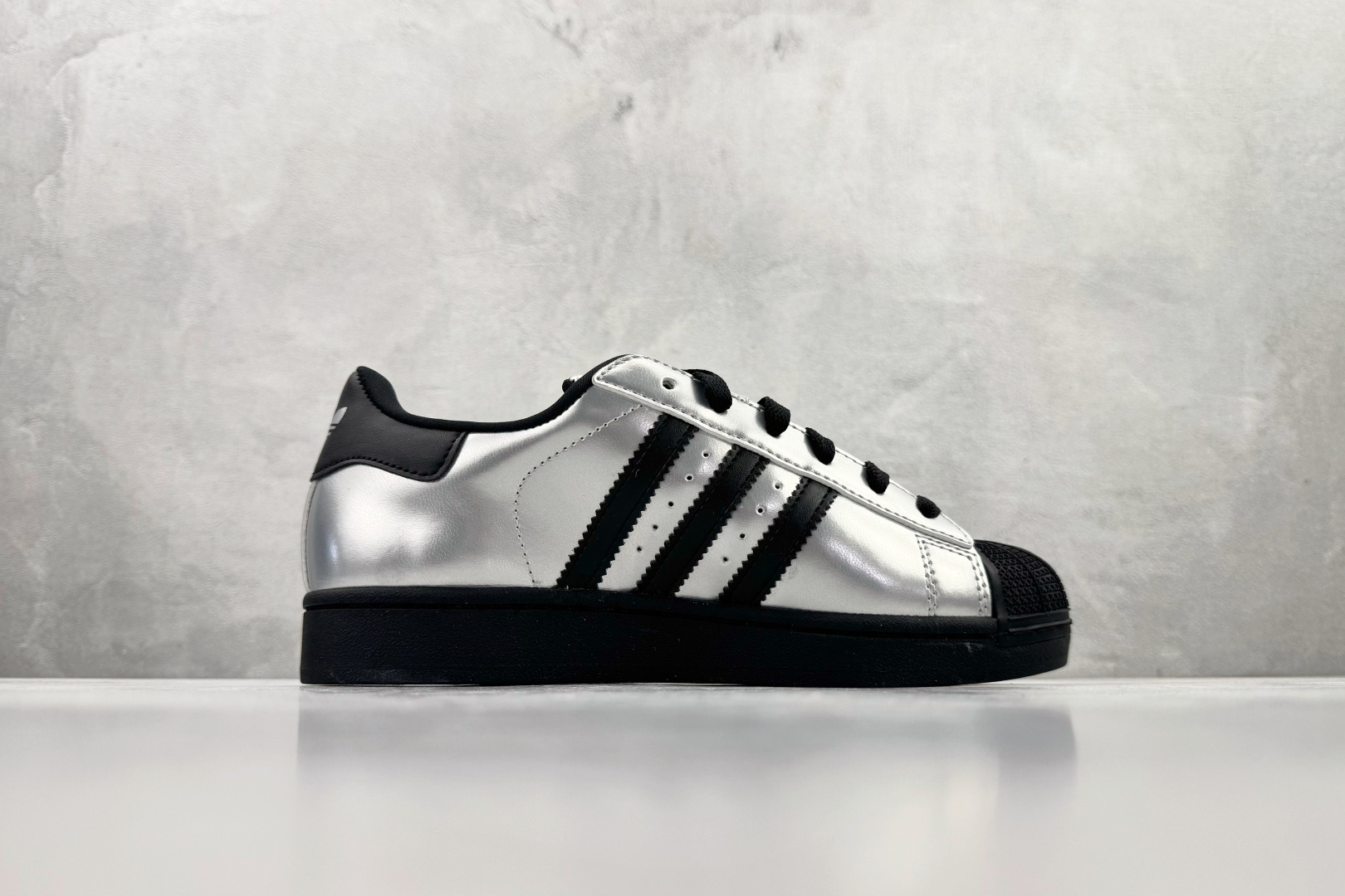 150 平台专供 adidoriginals Superstar 2 黑银 KI9988