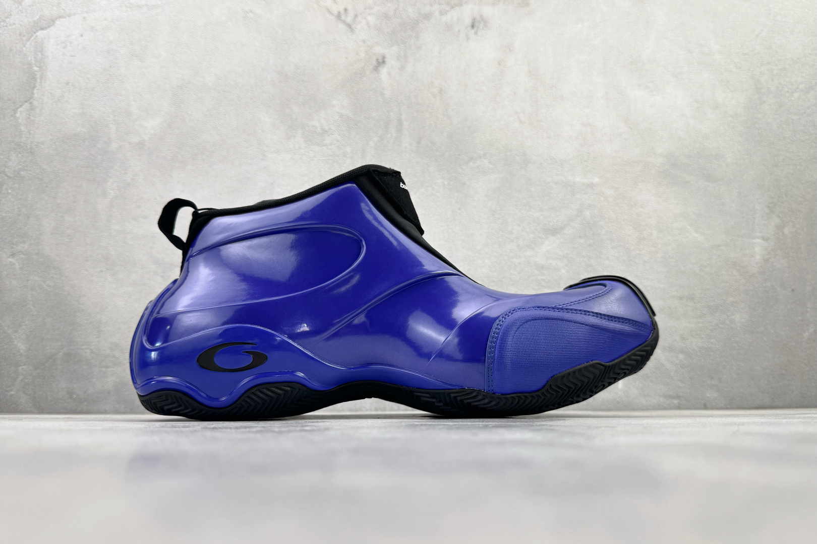 580 最新外贸批次 Balenciaga 巴黎世家 深蓝色 824909WBKBM