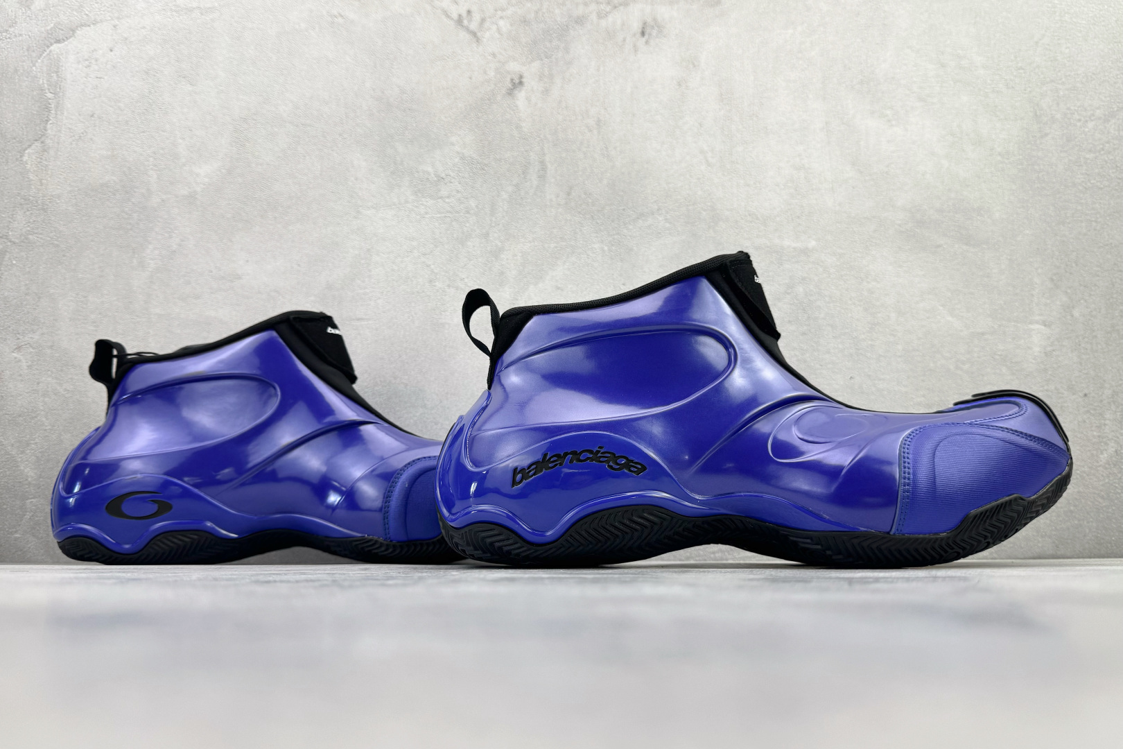 580 最新外贸批次 Balenciaga 巴黎世家 深蓝色 824909WBKBM