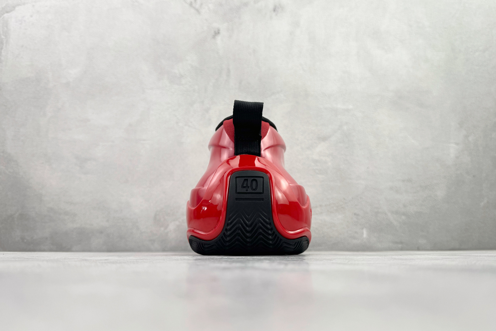 580 最新外贸批次 Balenciaga 巴黎世家 红色 824909WBKBM