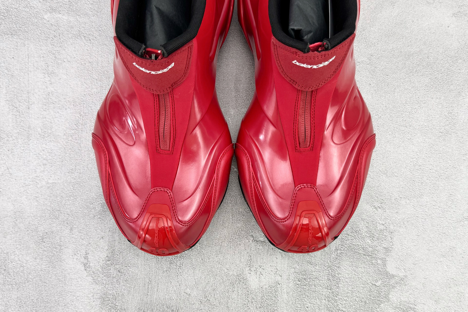 580 最新外贸批次 Balenciaga 巴黎世家 红色 824909WBKBM