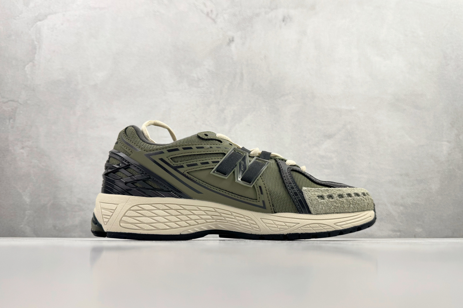 200 纯原出品 New Balance NB 1906R 绿色 U1906R