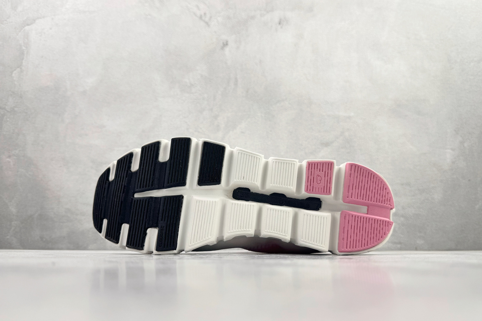 180 On昂跑 Cloud 6 Push 粉绿 3MF10044129