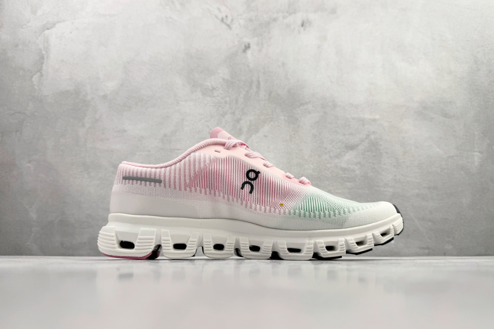 180 On昂跑 Cloud 6 Push 粉绿 3MF10044129