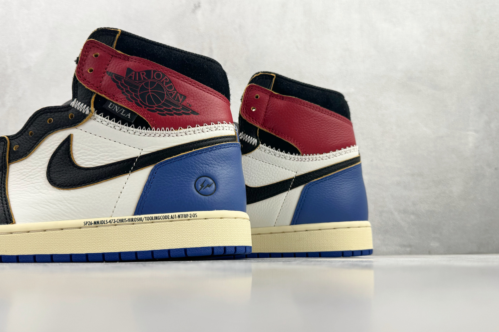 400 Unix Jordan Air Jordan 1 Retro High Nrg 蓝黑红 BV1300-146