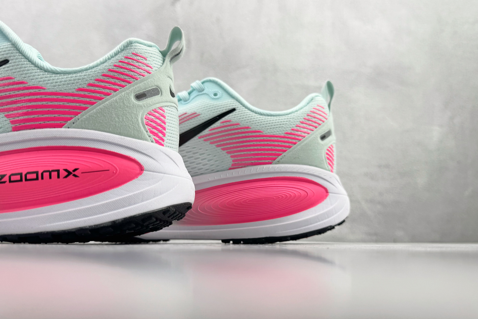 190 全套数据私模 Nike Vomero 18 冰川蓝 HM6803-403