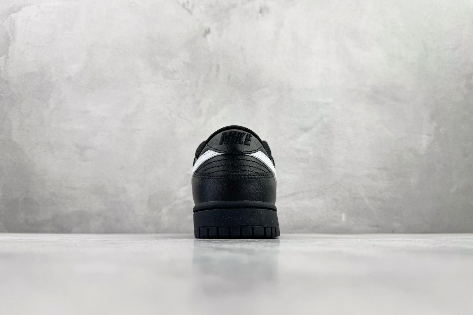 220 Nike Dunk Low Retro 黑白 IO7606-010
