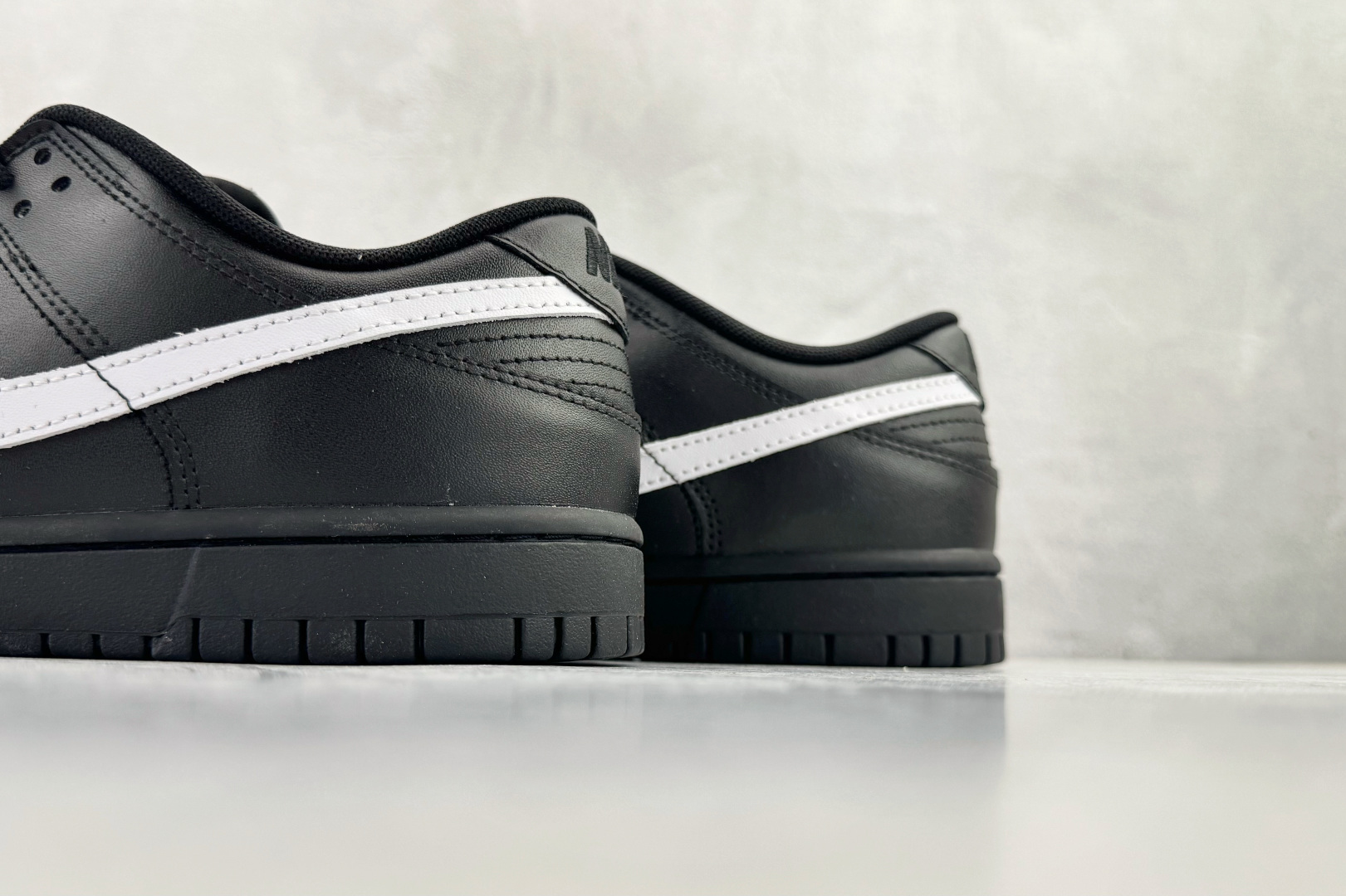 220 Nike Dunk Low Retro 黑白 IO7606-010