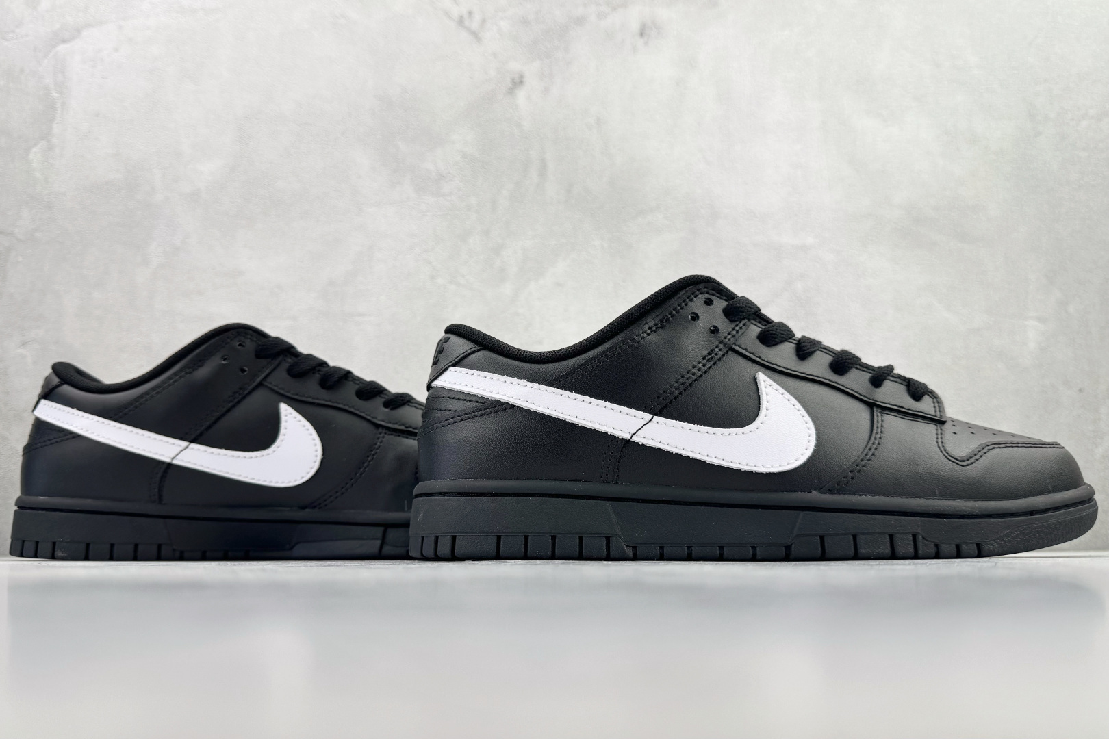 220 Nike Dunk Low Retro 黑白 IO7606-010