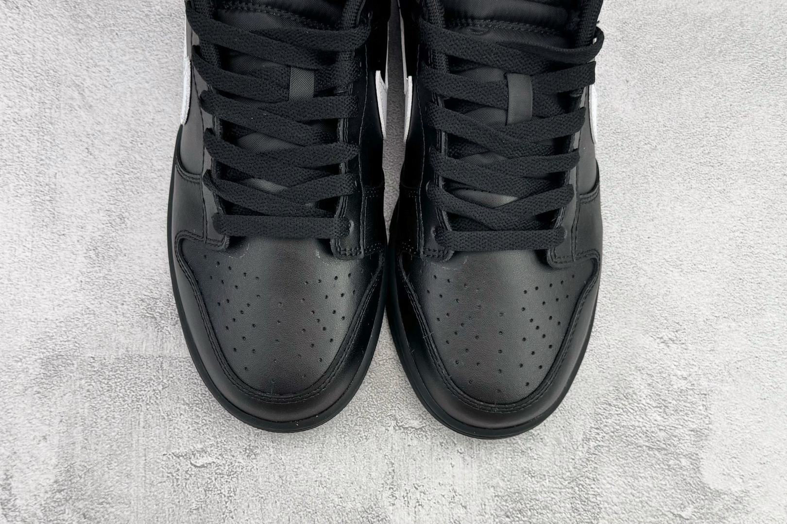 220 Nike Dunk Low Retro 黑白 IO7606-010