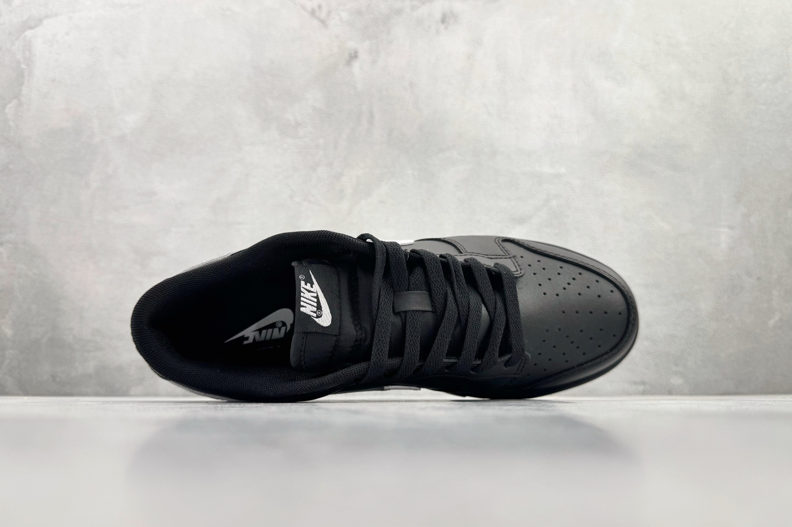 220 Nike Dunk Low Retro 黑白 IO7606-010