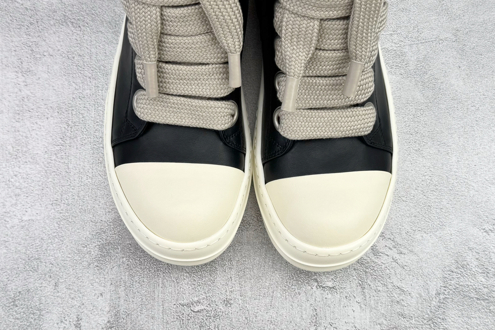 520 RICK OWENS/RO Jumbo Laces 黑色 RU02D6892LCOW2-9811