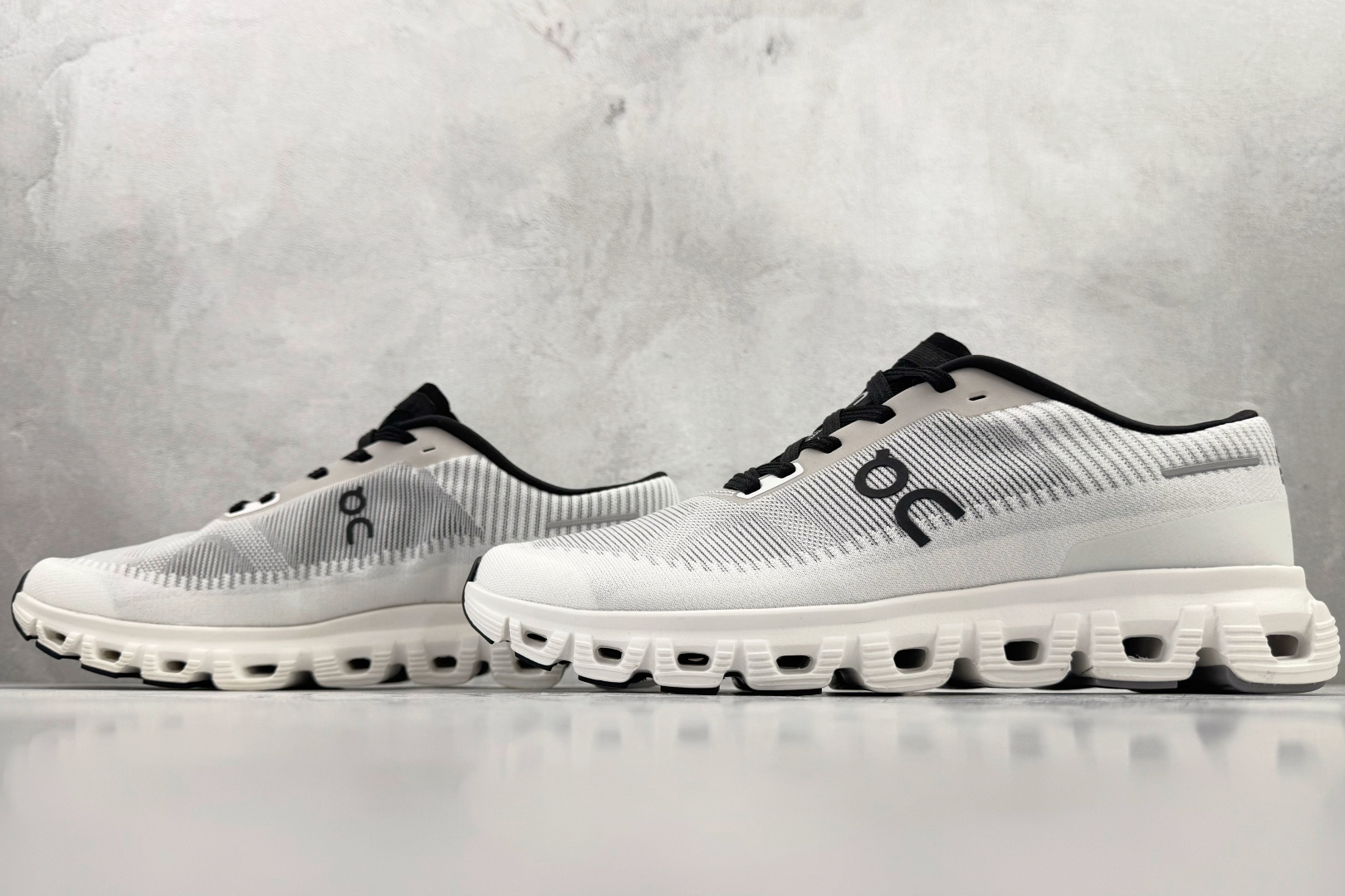 180 On昂跑 Cloud 6 Push 黑灰 3MF10050522