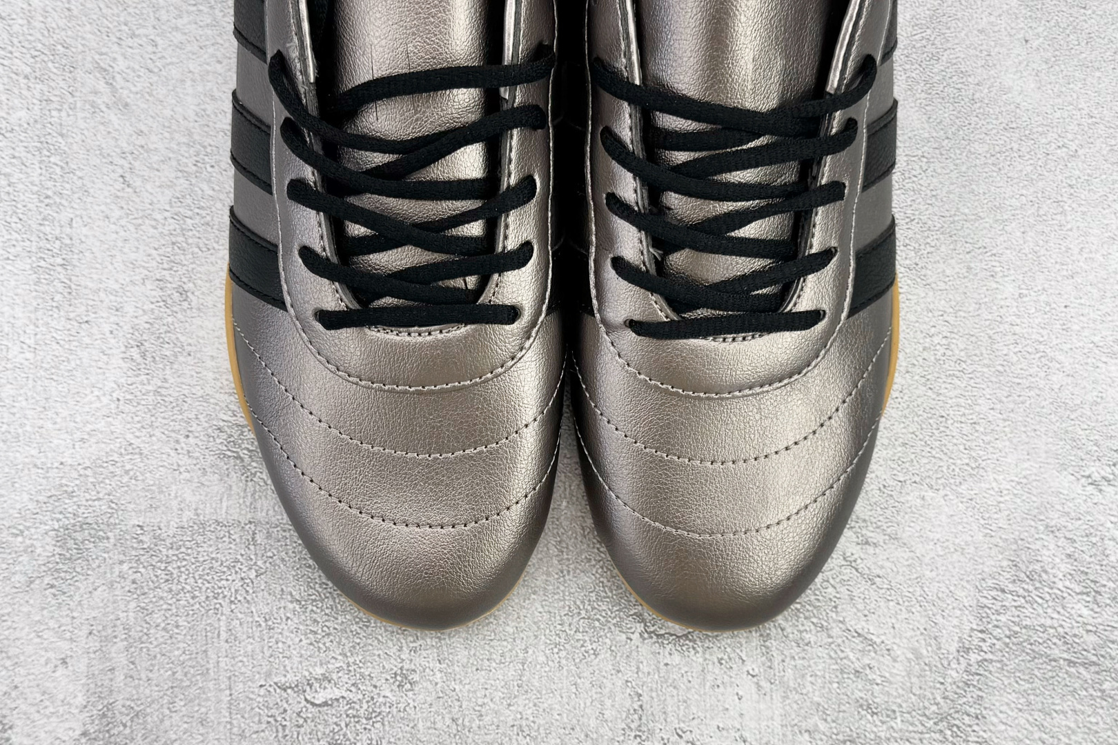 160 出口订单 adidGRAND COURT LO 金黑 JQ9681