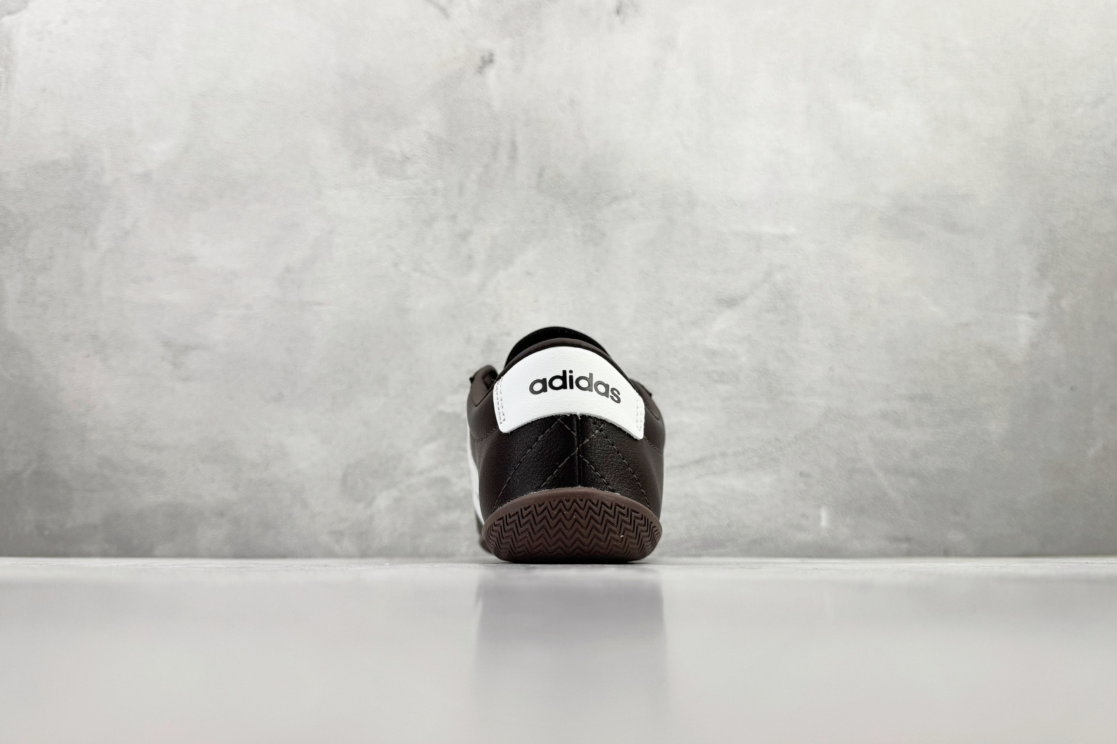 160 出口订单 adidGRAND COURT LO 棕色 JQ9680