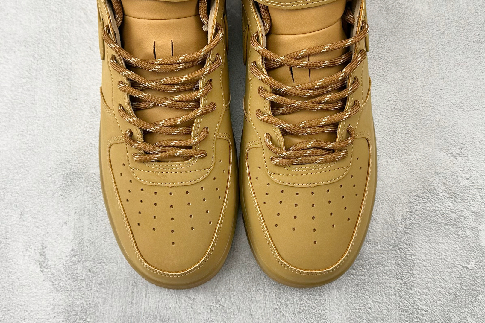 PP 特价本地💰110
特价福利 Nike Air Force 1 07 小麦色

货号：DJ9158-200
尺码：36 36.5 37.5 38 38.5 39 40 40.5 41 42 42.5 43 44 44.5 45 46
编码：21