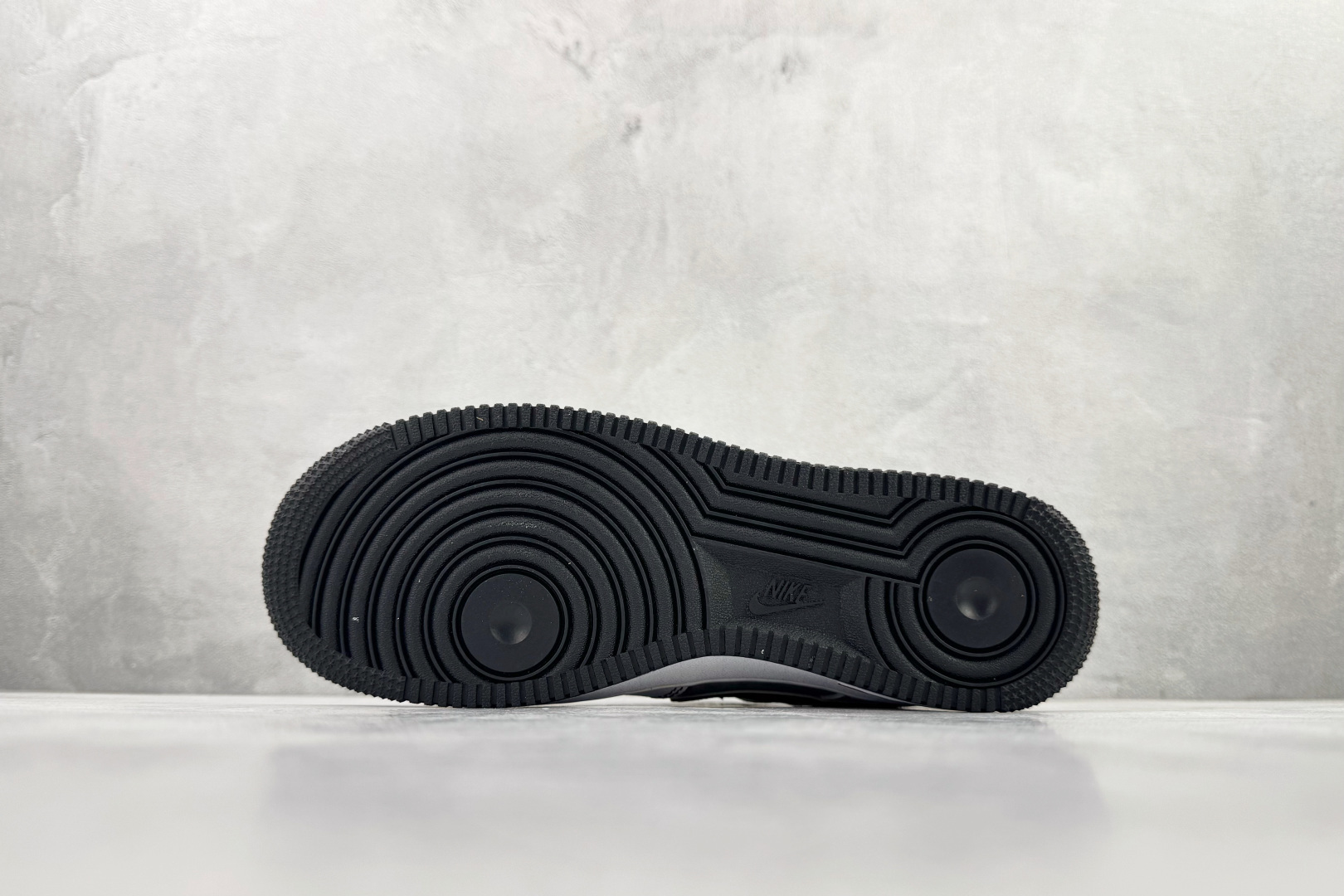 260 Nike Air Force 1'07 LX “supreme” 黑白 XZ6188-259