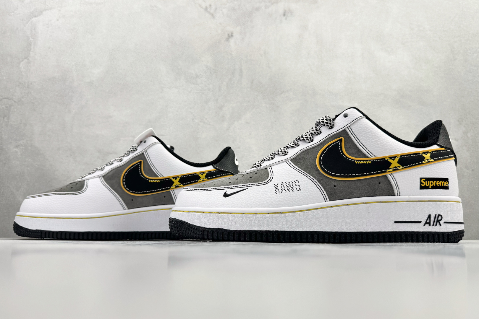 260 Nike Air Force 1'07 LX “supreme” 黑白 XZ6188-259