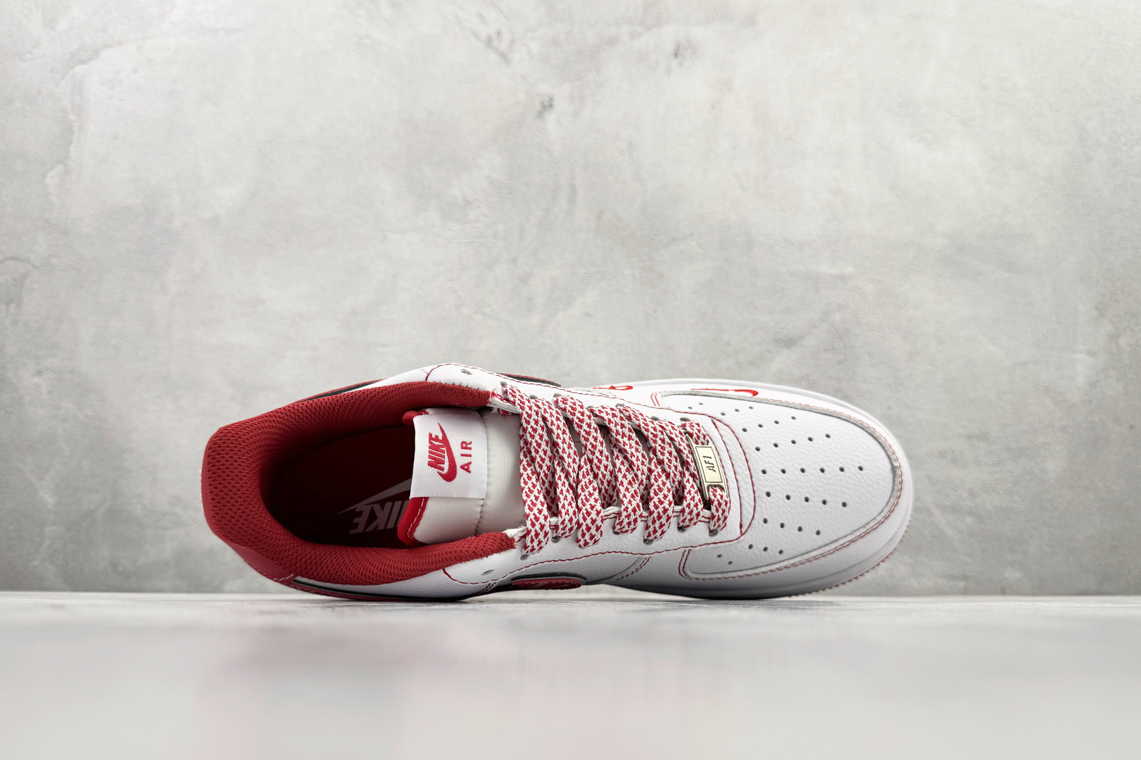 260 Nike Air Force 1'07 LX “PEACEMINUSONE” 白红 HV5999-008