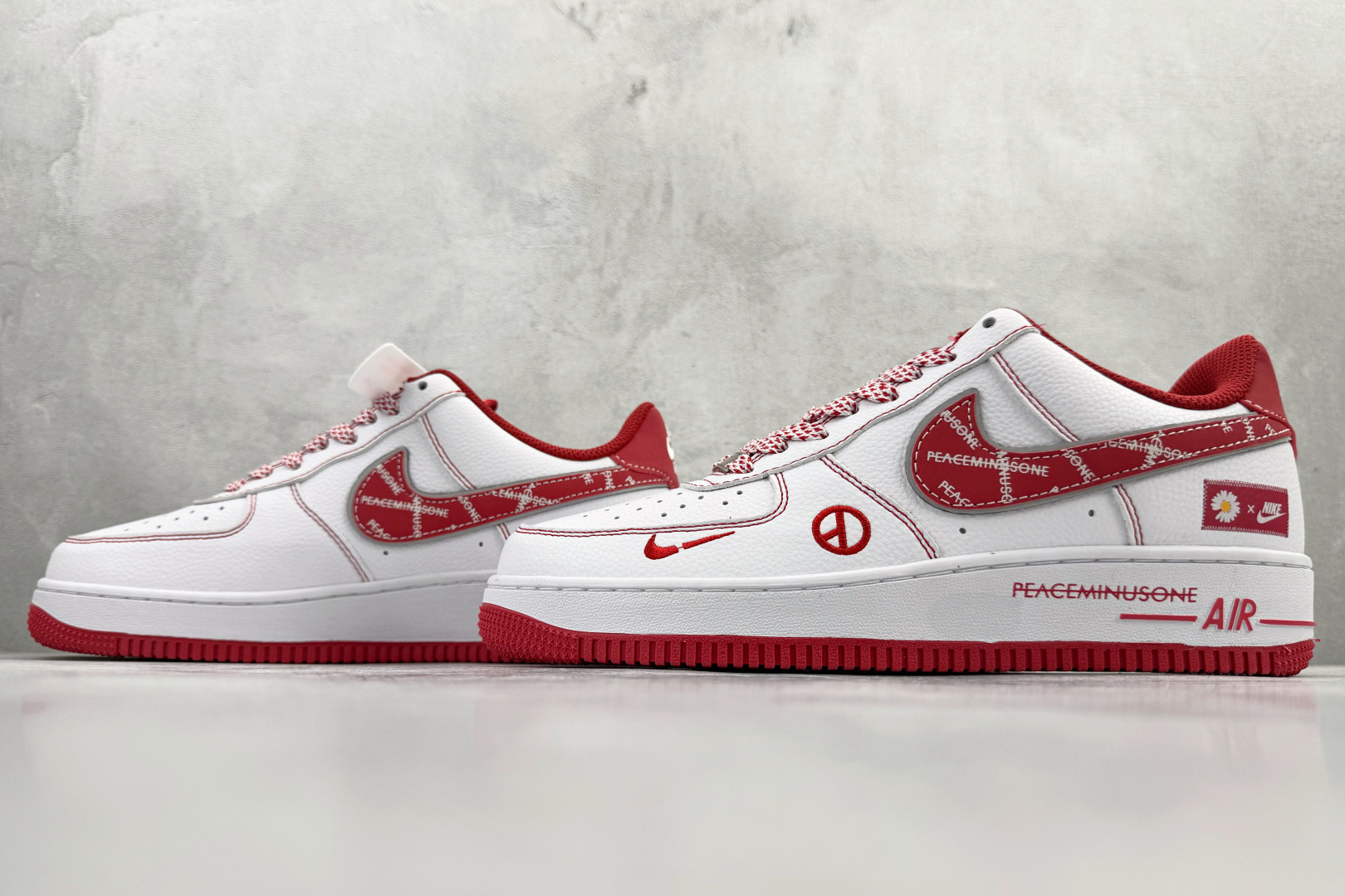 260 Nike Air Force 1'07 LX “PEACEMINUSONE” 白红 HV5999-008