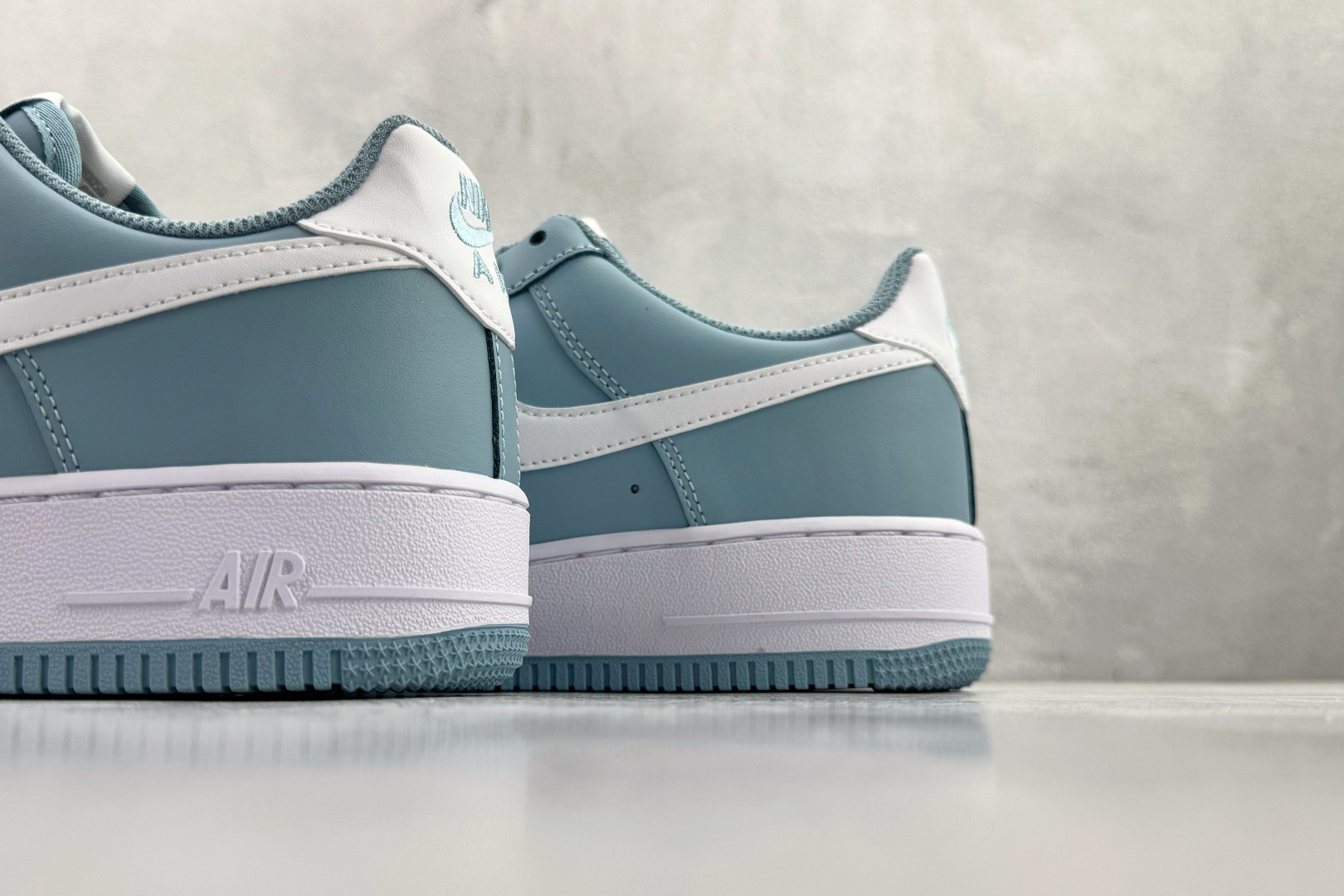 200 Nike Air Force 1 '07 蓝色 FJ4146-403