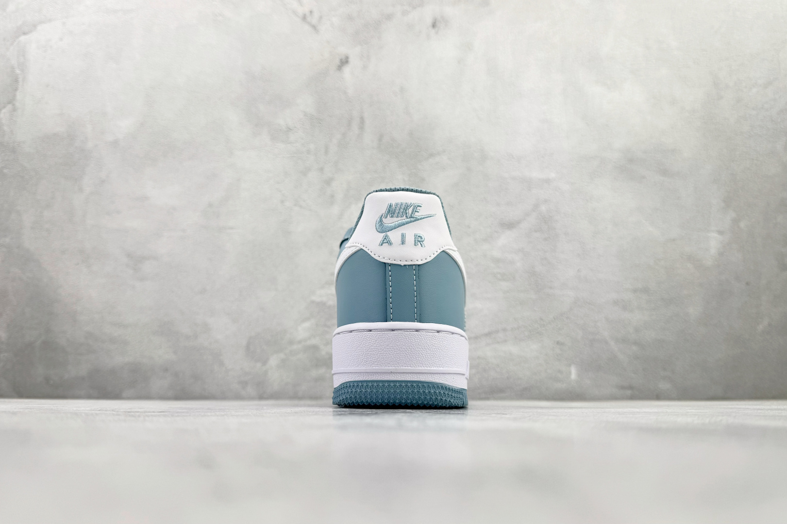 200 Nike Air Force 1 '07 蓝色 FJ4146-403