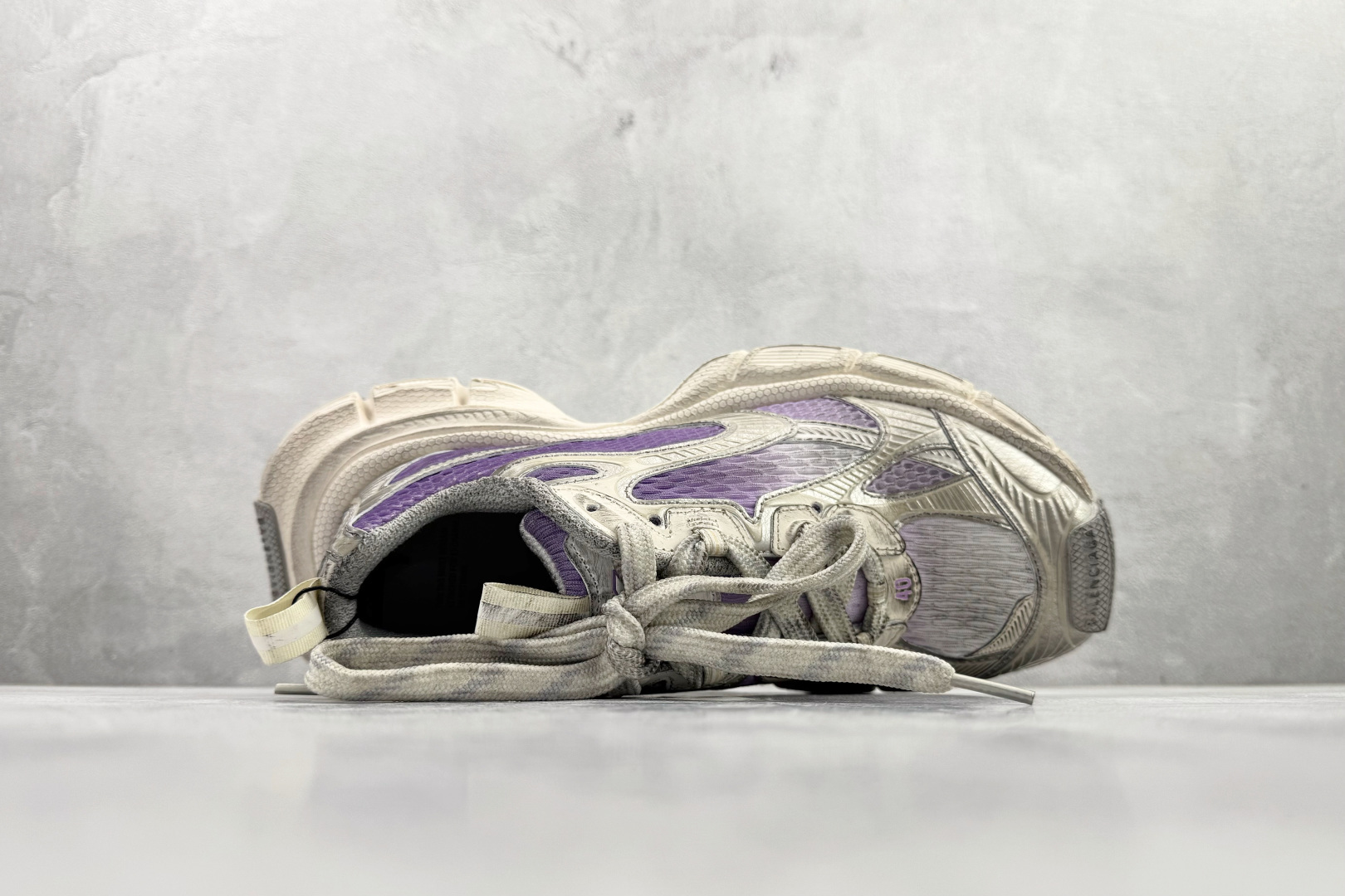 380 代购版 Balenciaga巴黎世家 3XL 灰紫 734731W3XGM