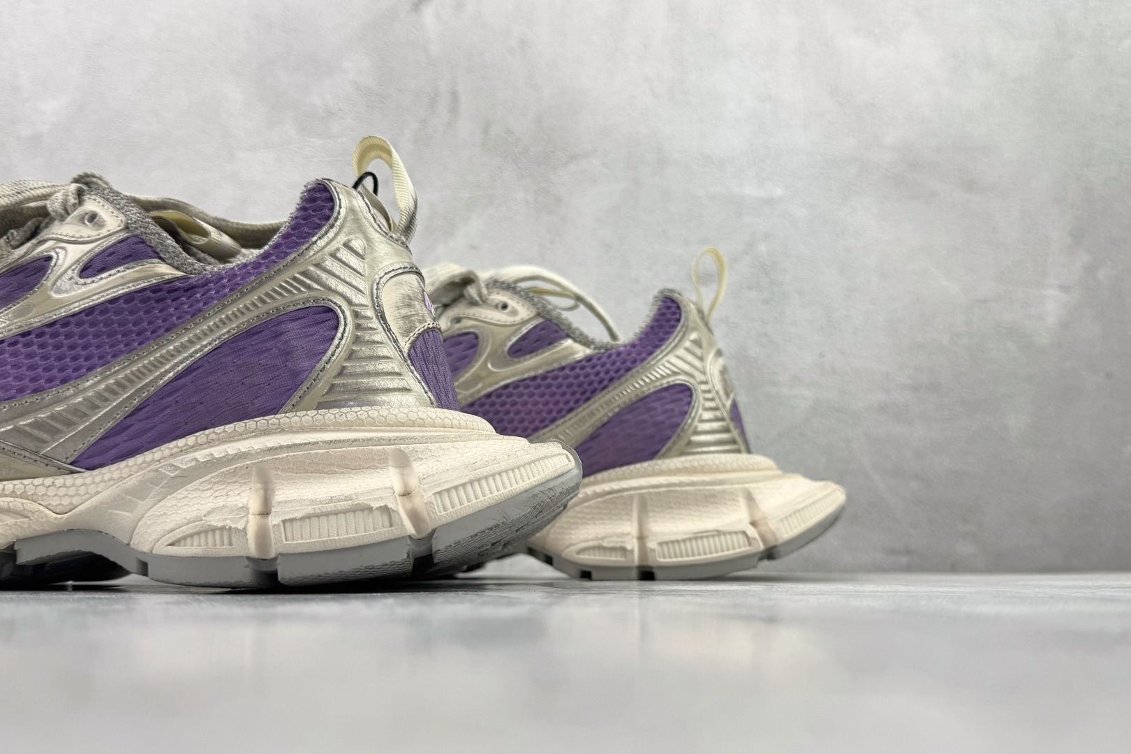 380 代购版 Balenciaga巴黎世家 3XL 灰紫 734731W3XGM