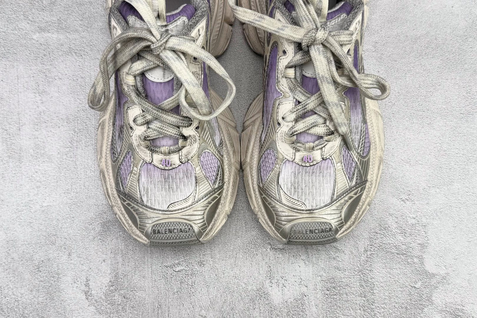 380 代购版 Balenciaga巴黎世家 3XL 灰紫 734731W3XGM