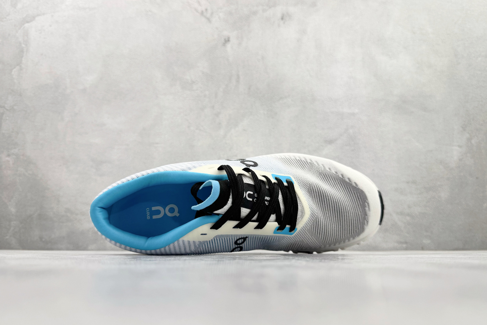 180 On昂跑 Cloud 6 Push 灰蓝 3MF10053607