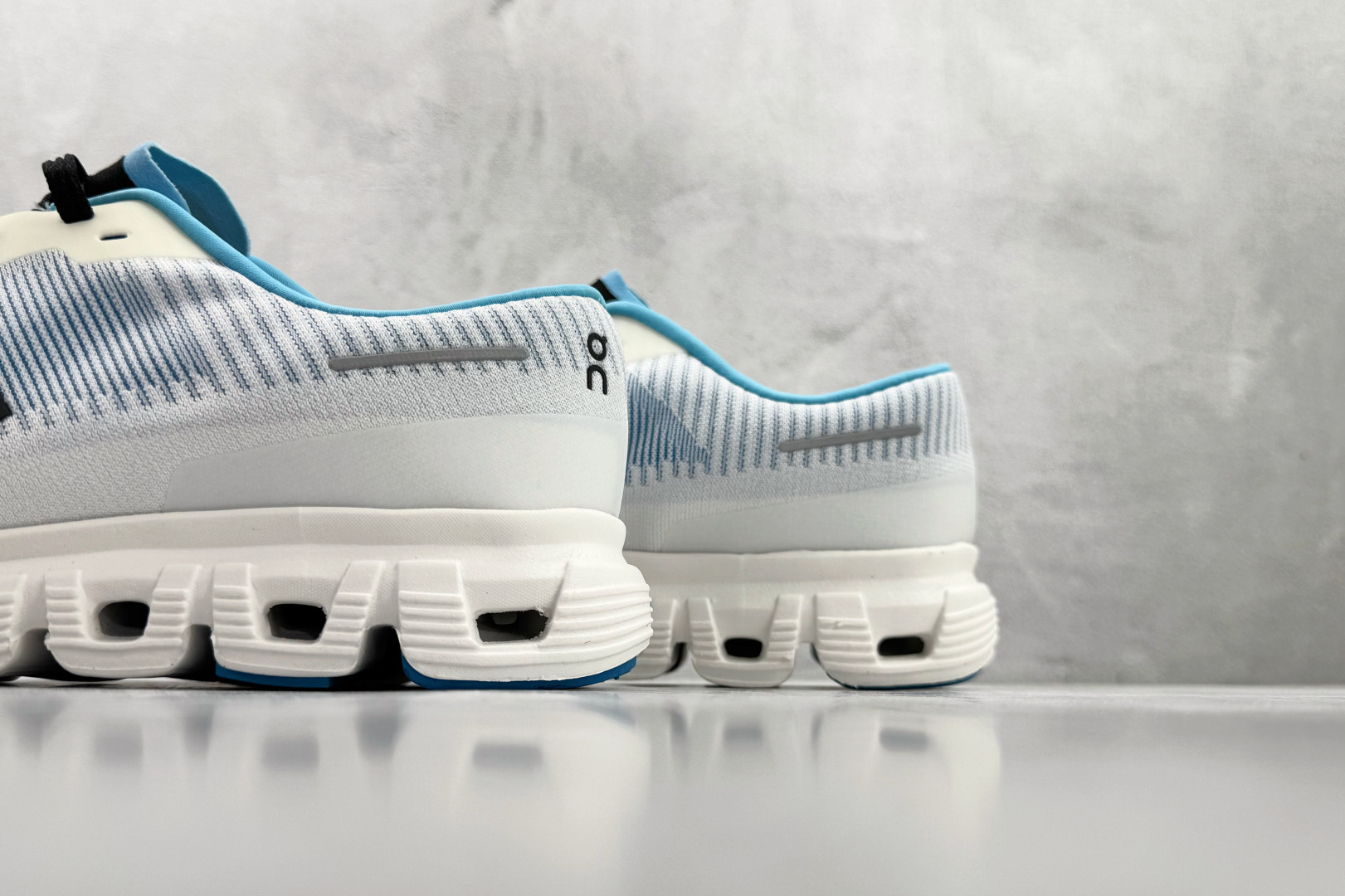 180 On昂跑 Cloud 6 Push 灰蓝 3MF10053607